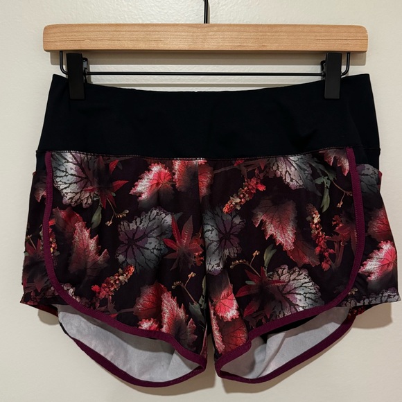 oiselle Black Waistband Floral Athletic Shorts - Picture 3 of 6